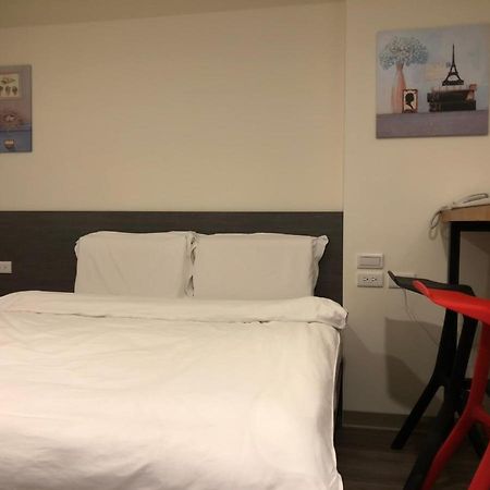 Yy Elleys Home Jiaoxi Eksteriør billede